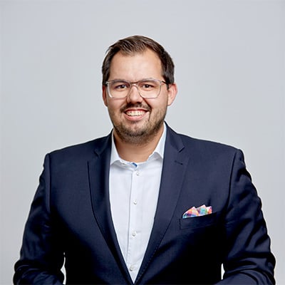 Yannik-Theis-400x400px